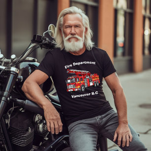 Camiseta Caminhão de bombeiros pronto para ação na cidade