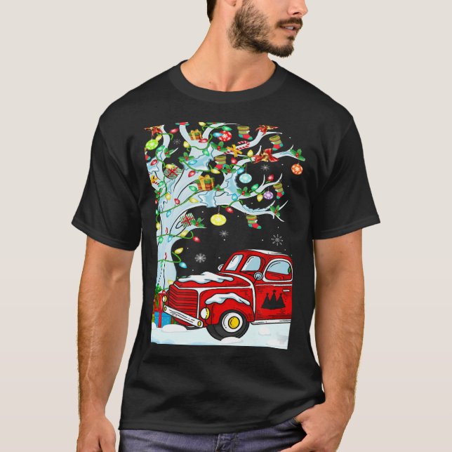 Camiseta Caminhão Vermelho Luzes Árvore de Natal Boneco de  (Frente)