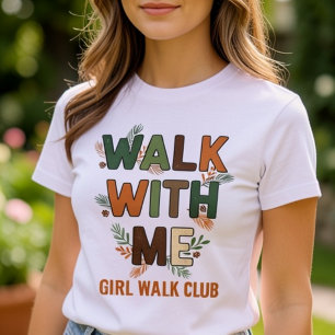 Camiseta Caminhar Comigo Garota Caminhar Clube Tipografia F