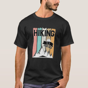 Camiseta Caminhar É Uma Boa Ideia Acampar Vintage