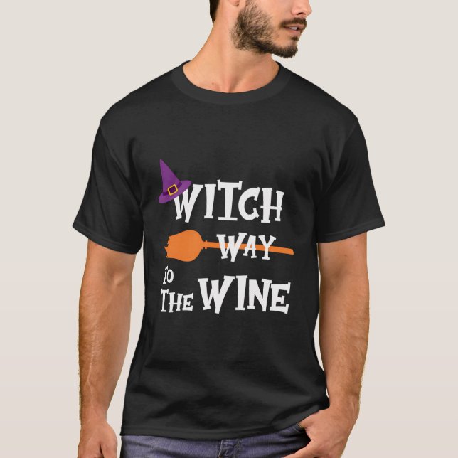 Camiseta Caminho Da Bruxa Para O Bebendo Do Vinho (Frente)