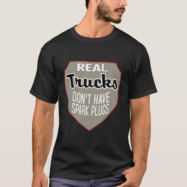 Camiseta Caminhões Verdadeiros Gelam Pilhas Diesel Turbo Ir (Frente)