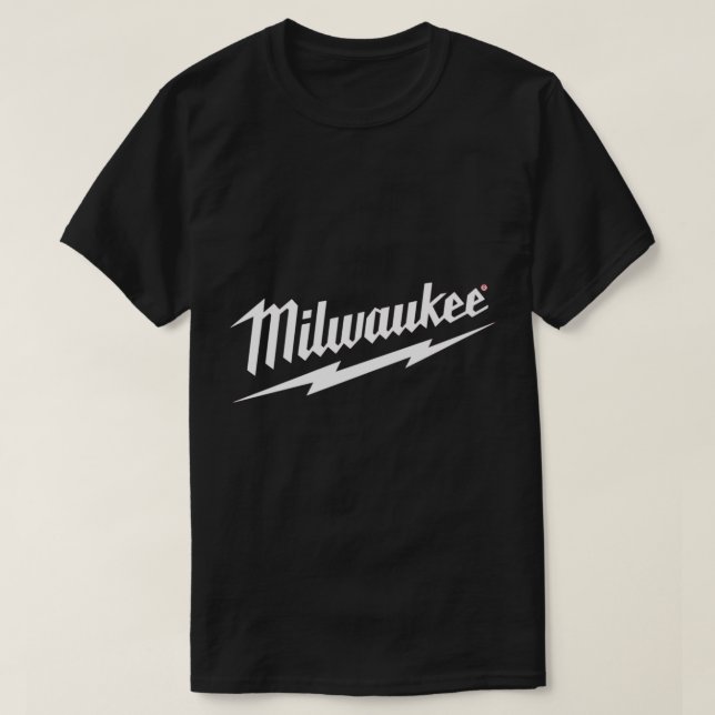 Camiseta Camisa-T Essencial de Milwaukee Preta (Frente do Design)