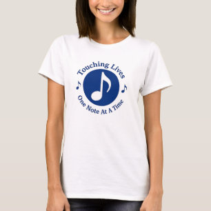 Camiseta Camisa-T feminina tocando vidas uma nota de cada v