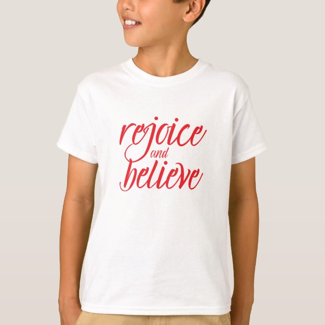 Camiseta Camiseta: Alegrai-vos e Acreditai (branco) (Frente)