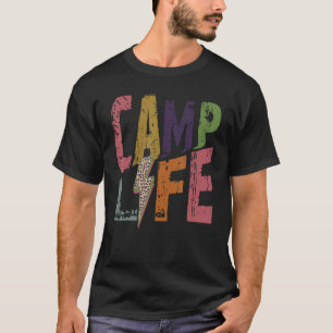 Camiseta Camp Feliz Diversão Camp Camp Camp e Caminhando Fe