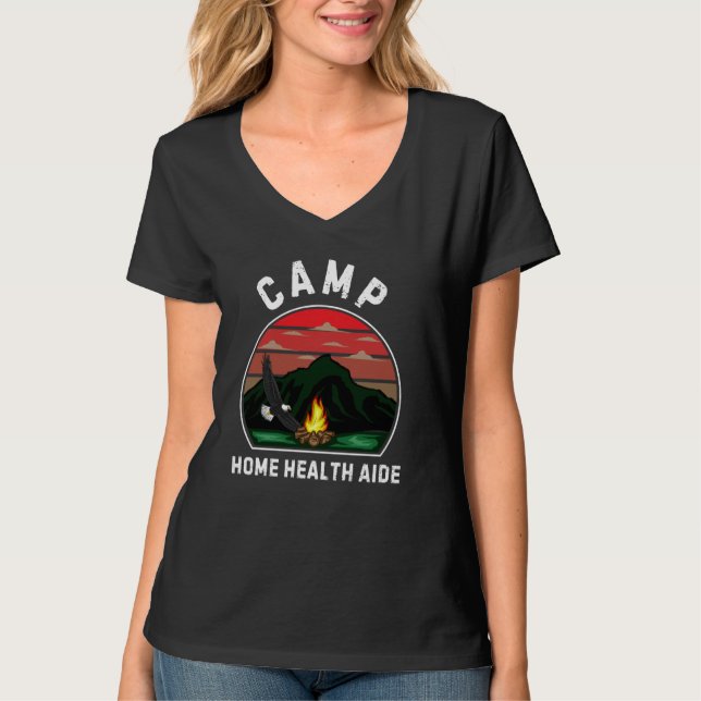 Camiseta Camp Home Health Aide Retro Summer Camper Funciona (Frente)