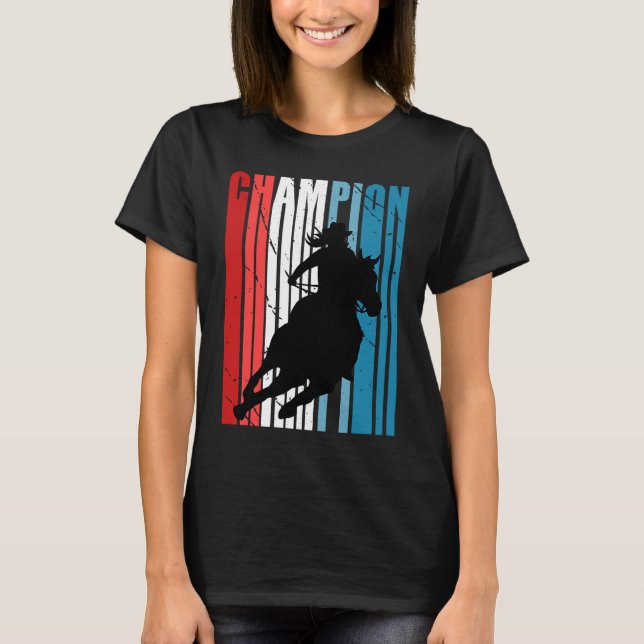 Camiseta Campeã de Rodeio Retro Cowgirl a Cavalo Patriota (Frente)