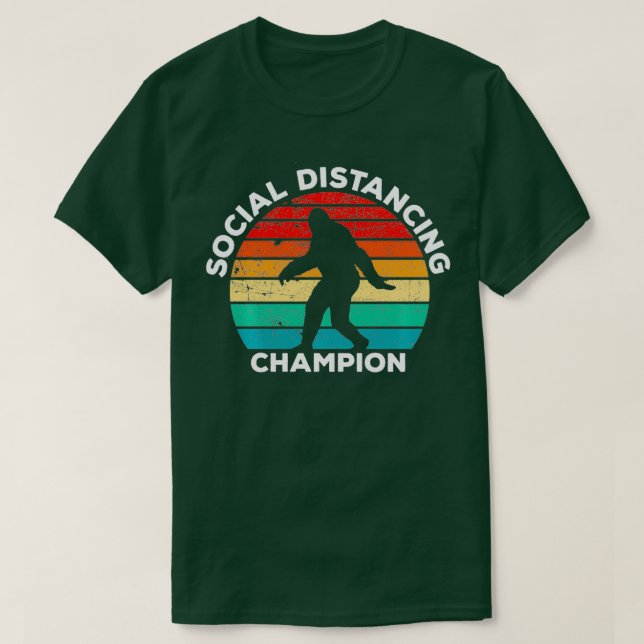 Camiseta Campeão de Distância Social Bigfoot (Frente do Design)