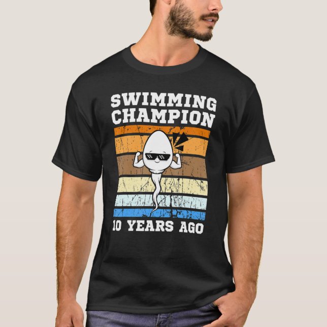 Camiseta Campeão De Nadação De Meninos Há 10 Anos (Frente)
