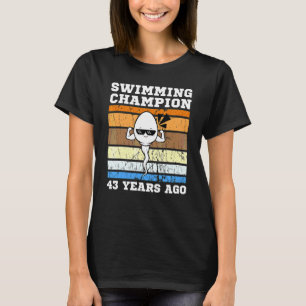 Camiseta Campeão De Nadação De Meninos Há 43 Anos