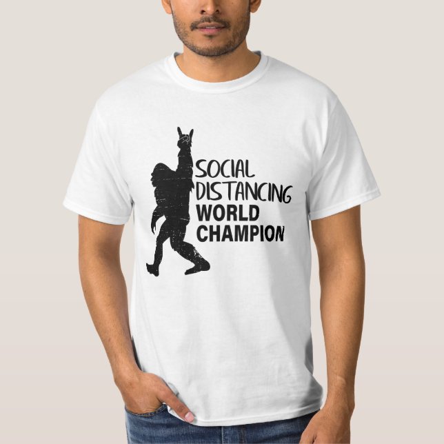 Camiseta Campeão Mundial de Distância Social (Frente)