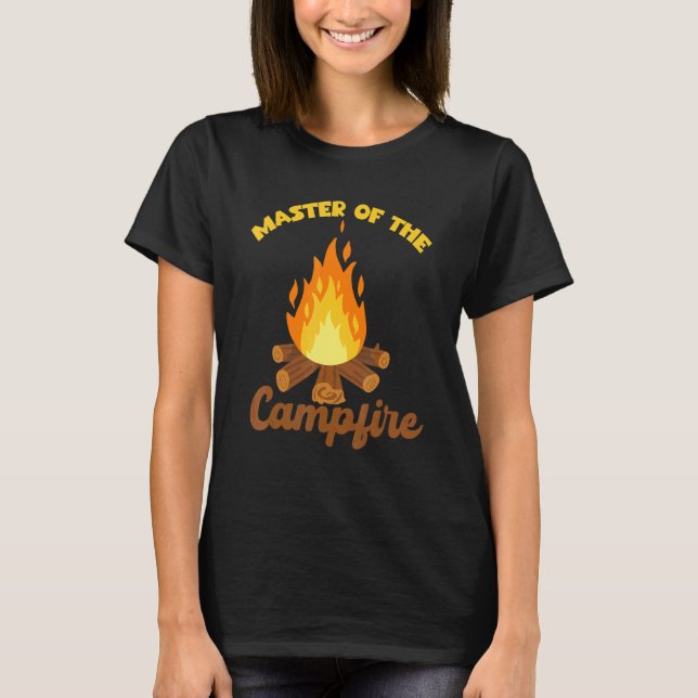 Camiseta Camping Outdoor Designs Master Of The Campfire (Frente)