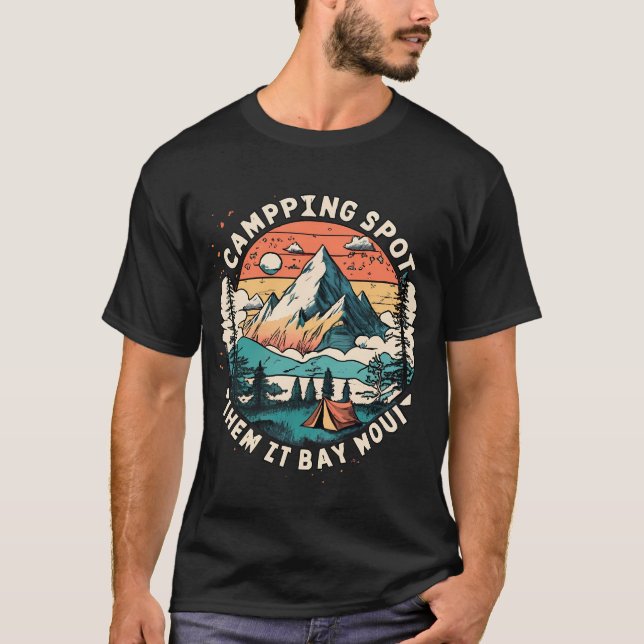 Camiseta Camping Spot-Shirt - Adventure Mountain e (Frente)