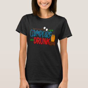 Camiseta Campo de acampamento de Bebendo de Campfire Smores