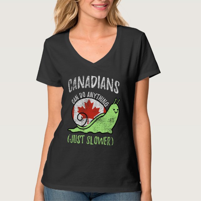 Camiseta Canadenses Podem Fazer Qualquer Coisa Só que Mais  (Frente)