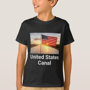 Camiseta Canal dos Estados Unidos Citação Trump, Bandeira A