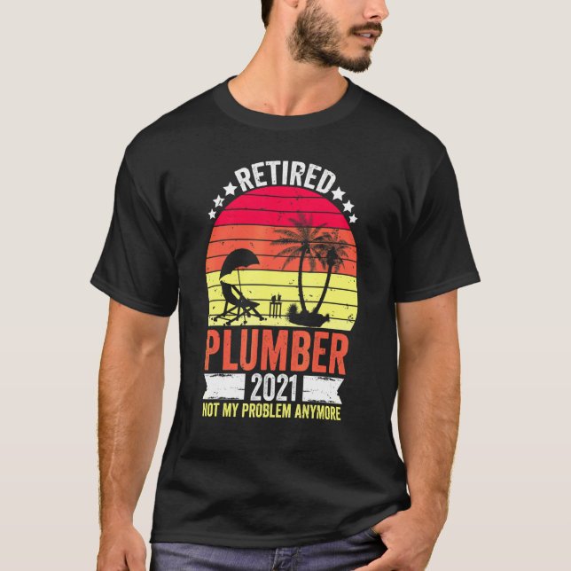 Camiseta Canalizador Aposentado Para Homens 2021 Plumbando  (Frente)
