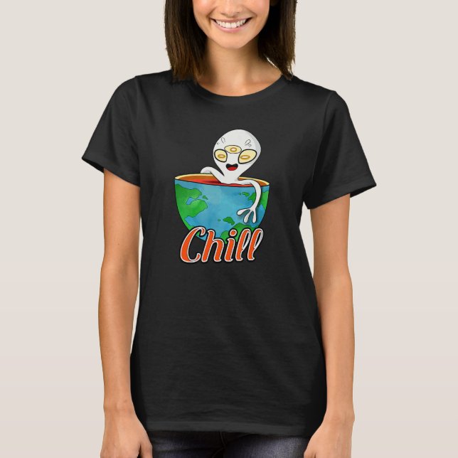 Camiseta Caneca de Alien Relaxando na Terra (Frente)