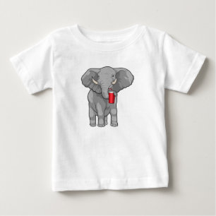 Camiseta Caneca de Bebendo elefante