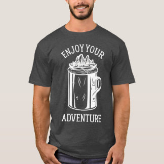 Camiseta Caneca de Café Camping Aproveite Sua Aventura Cano