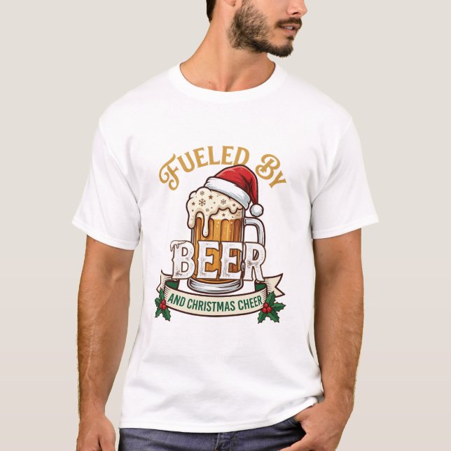 Camiseta Caneca de Natal de Cerveja com Chapéu de Papai Noe (Frente)