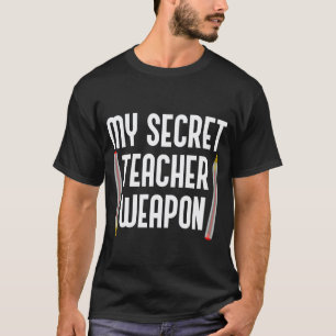 Camiseta Caneta Vermelha Professor Engraçado