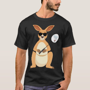 Camiseta Canguru Engraçado Usando Óculos de Sol Jogando Bad