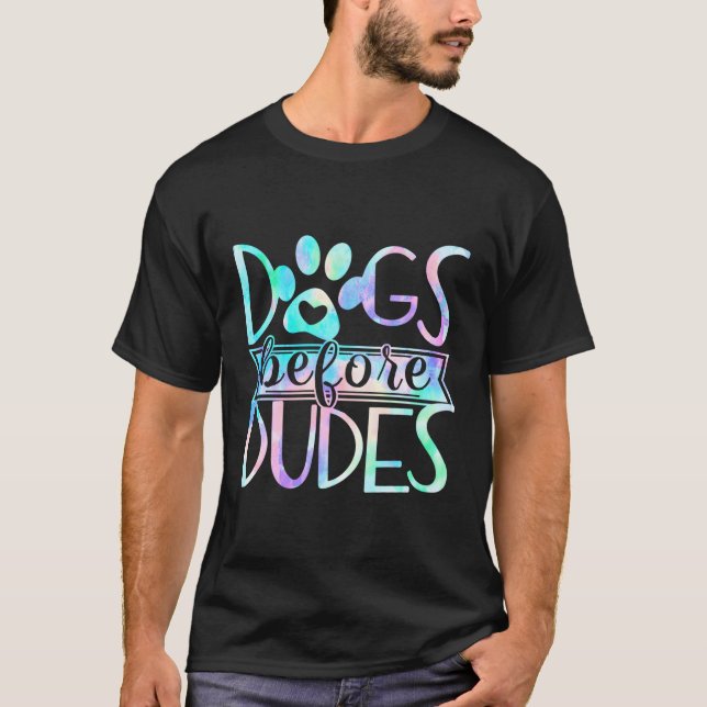Camiseta Caninos Cães Em Pé Antes De Cães Pegar Coração Pe (Frente)