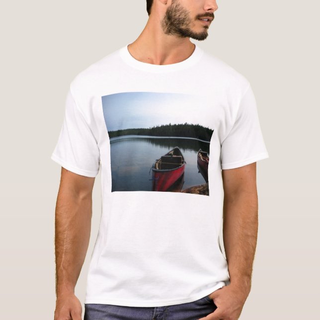 Camiseta Canoeing em Canadá (Frente)