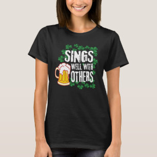 Camiseta Canta Bem Com Outros Barbeiros Irlandeses Sin Voca