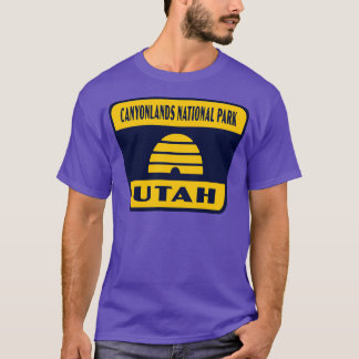 Camiseta Canyonlands National Park Utah Retro Flag Crachá Y