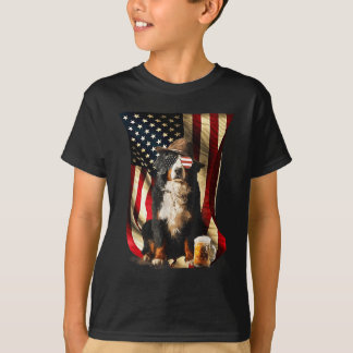 Camiseta Cão da Montanha Bernesa Patriótico Vintage Retro E