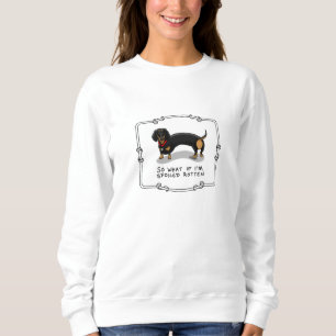 Camiseta Cão giro roxo mimado Dachshund (preto e bronzeado