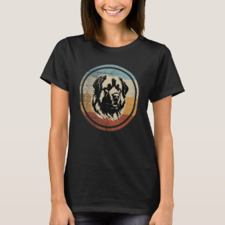 Camiseta Cão-Pastor Caucasiano Retro Design