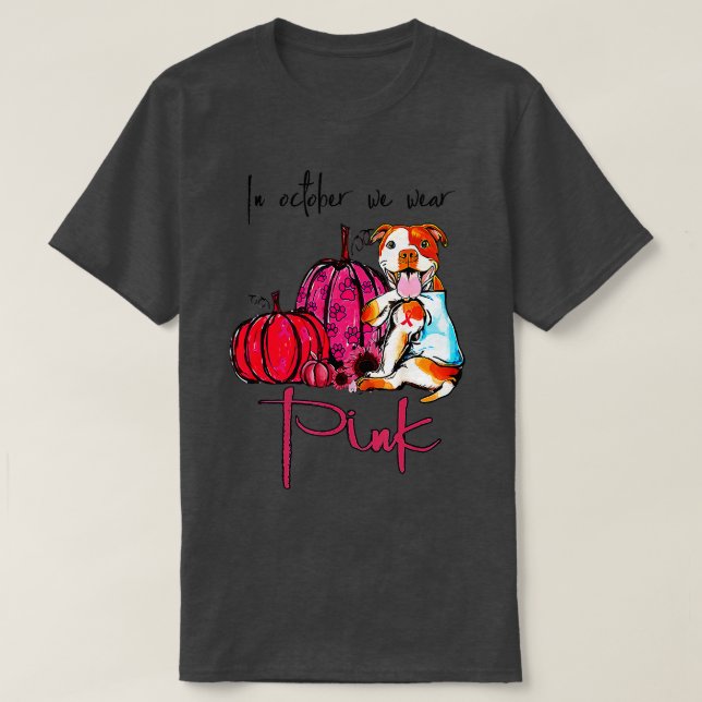 Camiseta Cão Pitbuloso Em Outubro Vestimos Fita Rosa (Frente do Design)