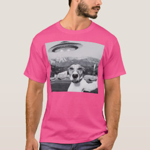 Camiseta Cão Selfie Alienígena Espachante Ufo Montanhas Pla
