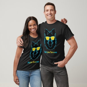Camiseta Cão Tervuren Belga com Óculos Turquesa