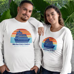 Camiseta Capa Longa da Família Sunset de Navio de Cruzeiro<br><div class="desc">Camisas de manga legal e personalizadas para sua reunião familiar ou viagem de férias às Bermudas,  Bahamas ou O Caribe. Personalize essas camisetas bonitas de pôr do sol com seu nome de família e destino ou ano.</div>