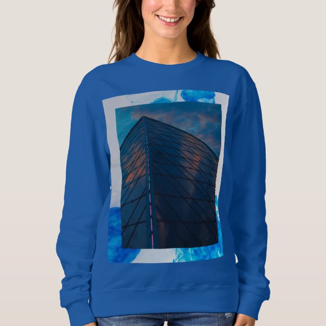 Camiseta Capa longa das mulheres da torre azul (Frente)