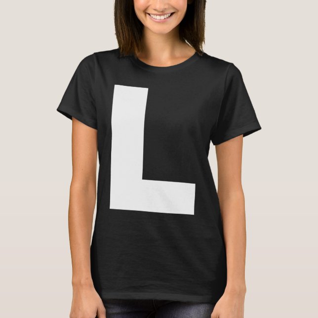 Camiseta Capital L Bold Alphabet Letter Monogram Uppercase  (Frente)