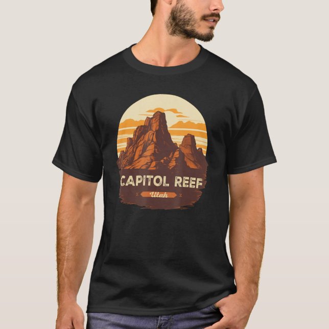 Camiseta Capital Reef Park Utah Exploring US Outdoor Nation (Frente)