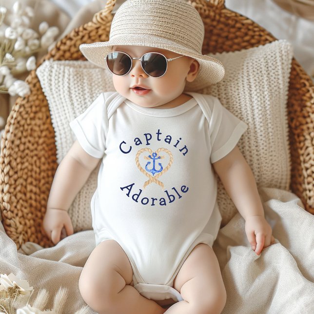 Camiseta Capitão Bebê Náutico Cute Adorável (A cute and comfy body suit for baby with a nautical theme.)