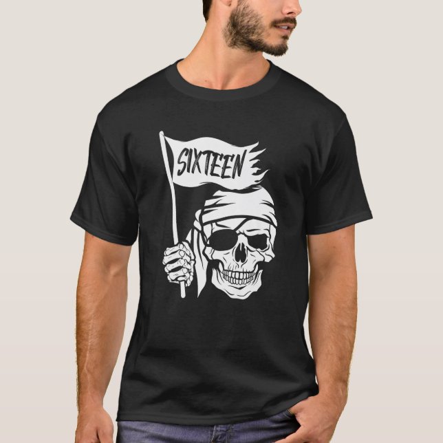 Camiseta Capitão Pirata de Sessenta Anos Bandeira 16º anive (Frente)
