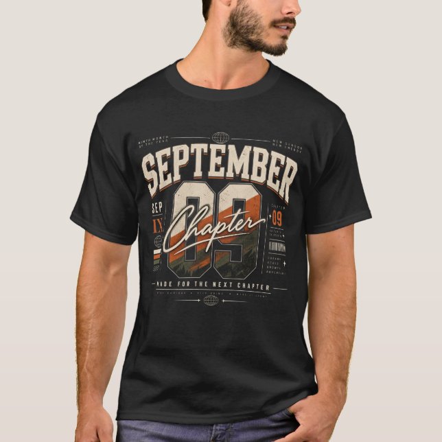 Camiseta Capítulo 09 de Setembro Roupas de Rua Retrô do Mês (Frente)