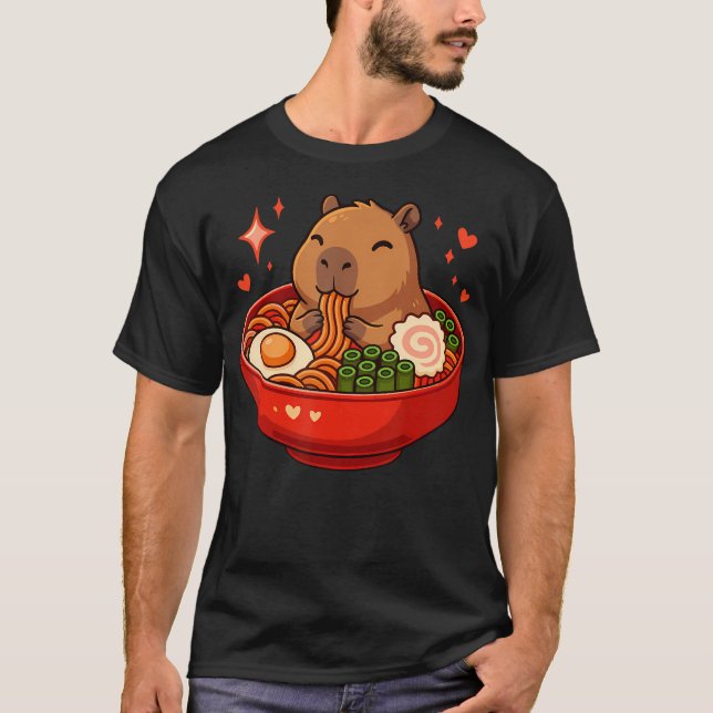 Camiseta Capivara Com Macarrão Ramen Kawaii (Frente)
