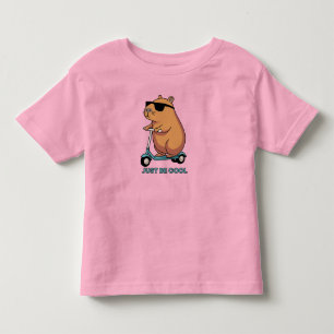 Camiseta Capivara Divertida e Legal no Scooter Vibes