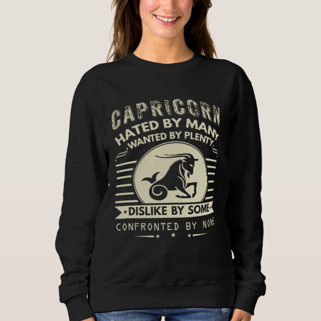 Camiseta Capricorn   Hated By Many Wanted By Plenty (Frente)