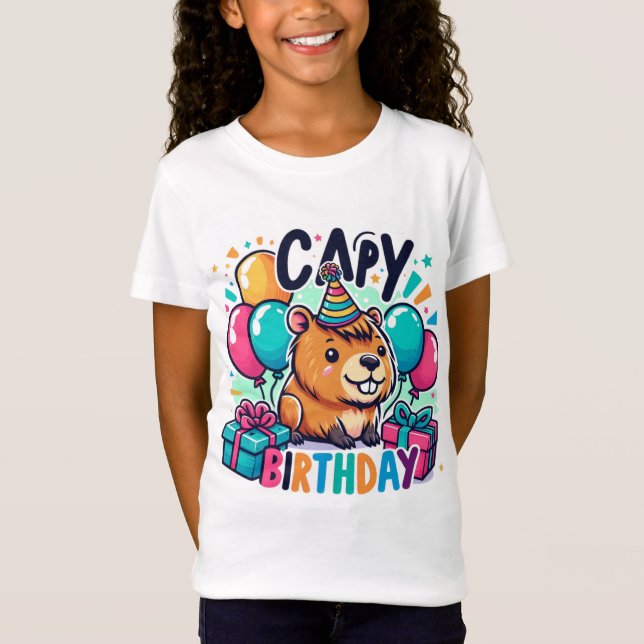 Camiseta Capy Birthday Festa Floral de Capybara (Frente)