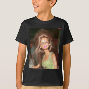 Camiseta Cara de boneca nojenta engraçada meme hilário sarc